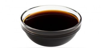 765_360_soy-sauce-isolated-on-white-background-with-clipping-path_1507229539.jpg